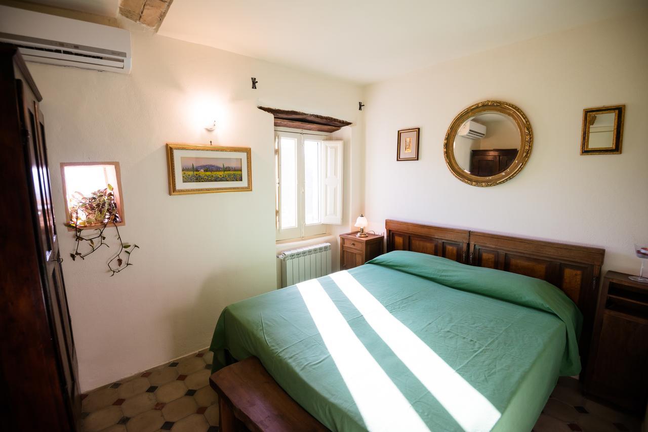 Nena Al Borgo Castello Bed and Breakfast Pico Eksteriør billede