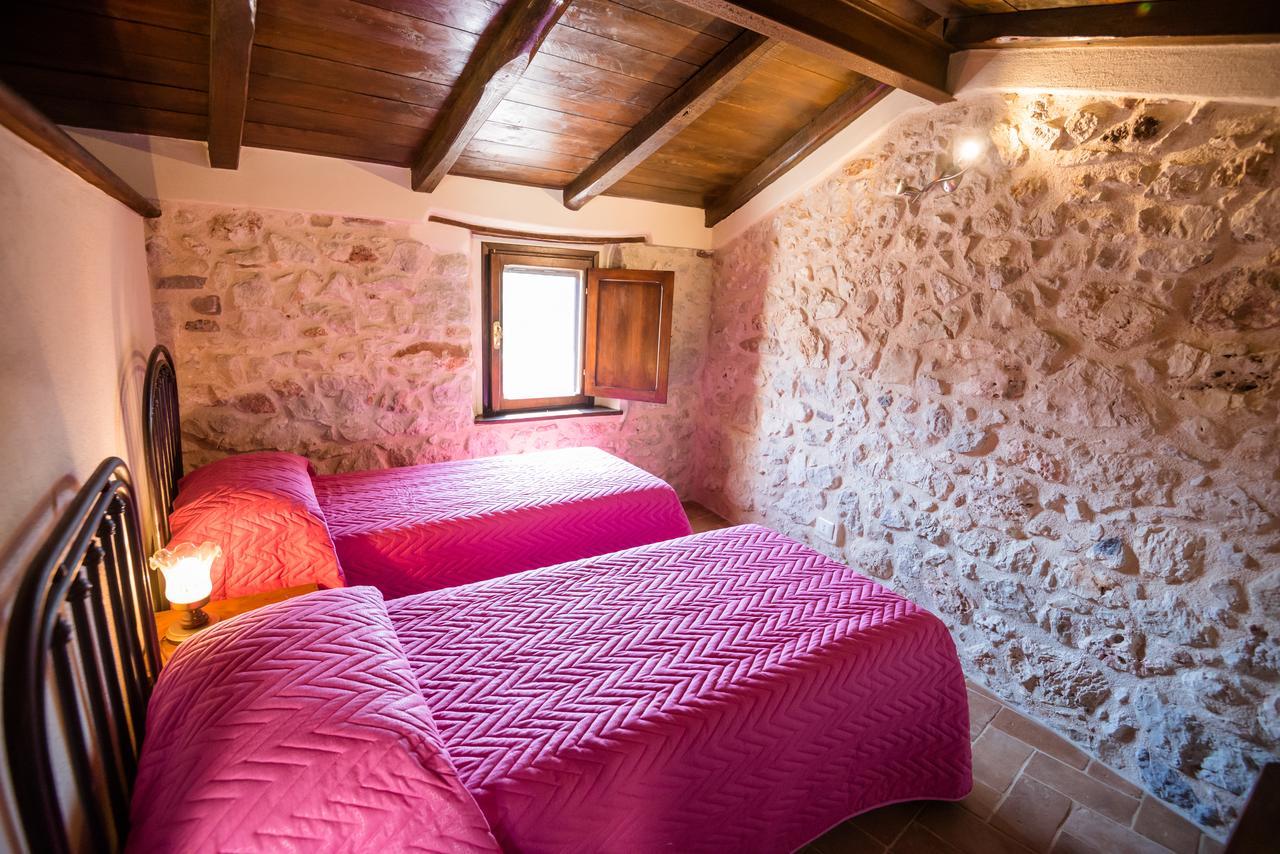Nena Al Borgo Castello Bed and Breakfast Pico Eksteriør billede