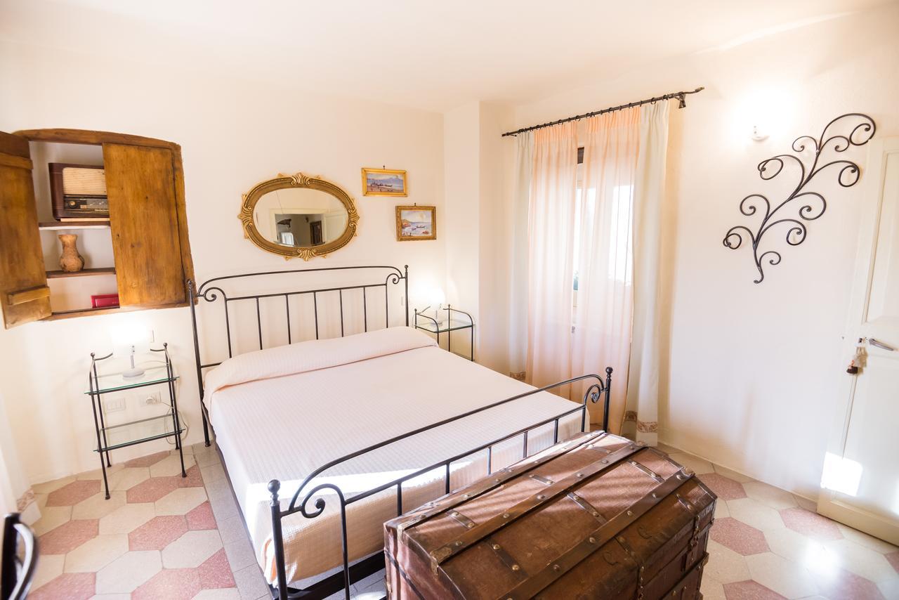 Nena Al Borgo Castello Bed and Breakfast Pico Eksteriør billede