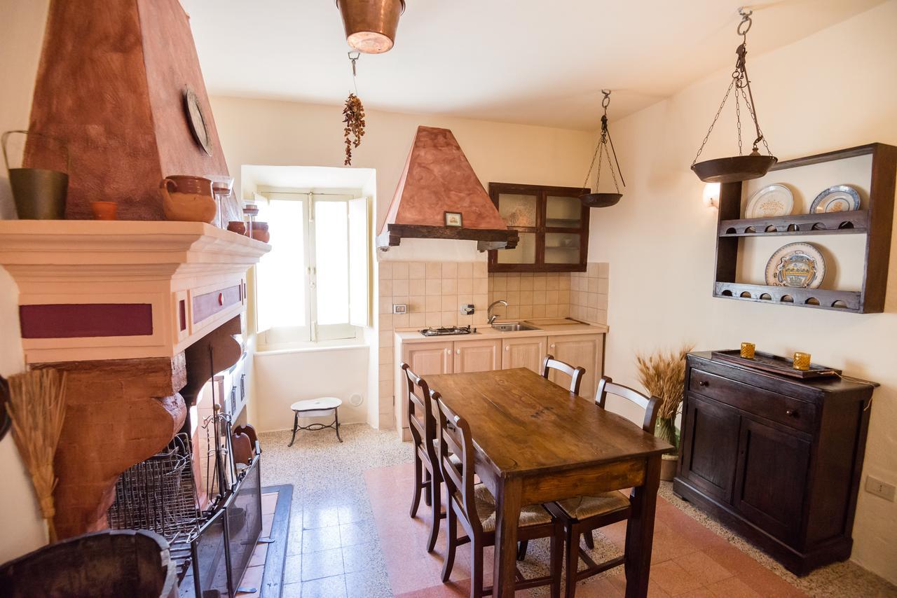 Nena Al Borgo Castello Bed and Breakfast Pico Eksteriør billede