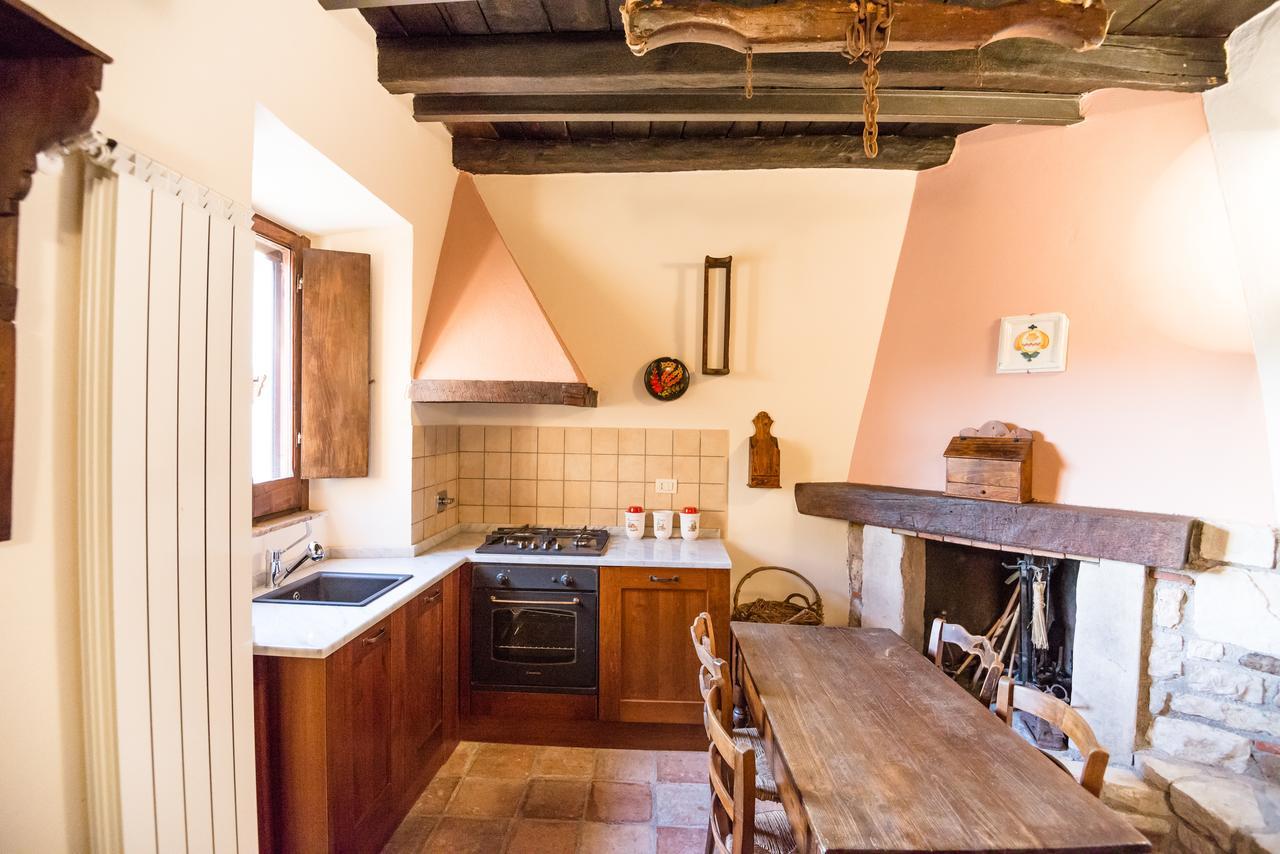 Nena Al Borgo Castello Bed and Breakfast Pico Eksteriør billede